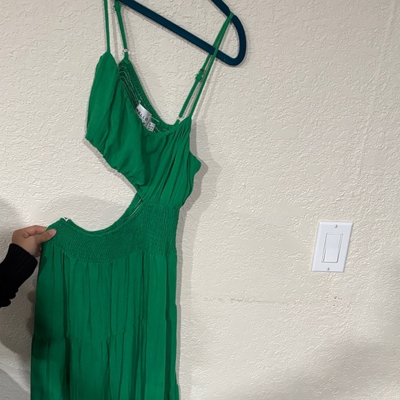 Hello Molly Vibrant Green dress - Picture 6 of 11